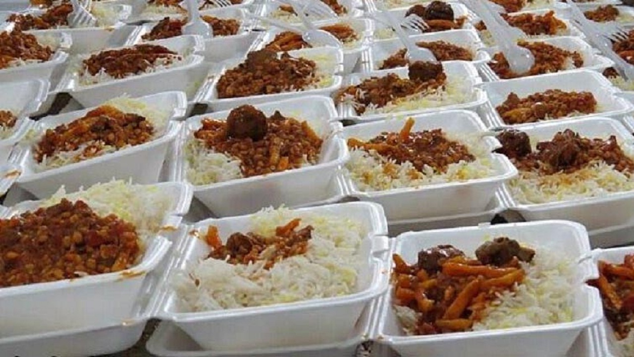 طبخ و توزیع ۷۲ دیگ غذای گرم در تبریز