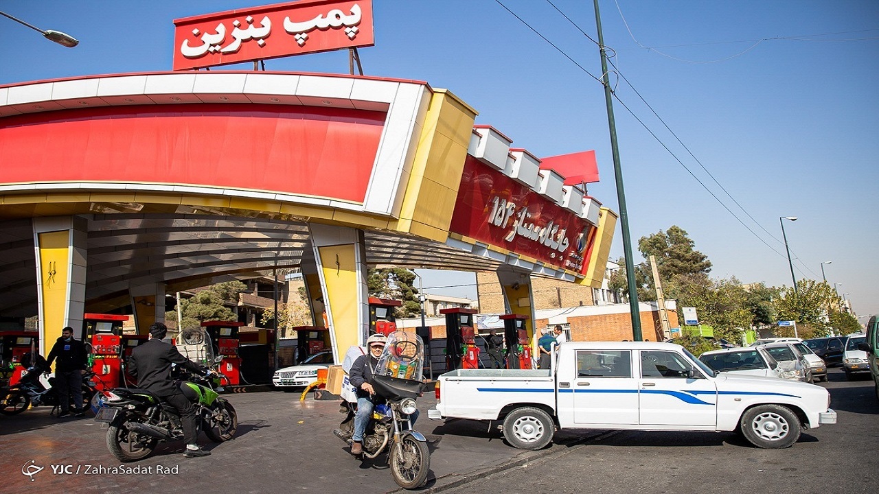 سهولت در صدور مجوزها نباید منجر به رشد بی رویه جایگاه های سوخت شود