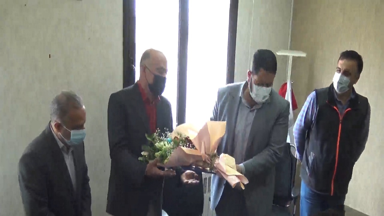 تجلیل از دوچرخه سوار مرندی حامل پیام تجلیل از مدافعان سلامت