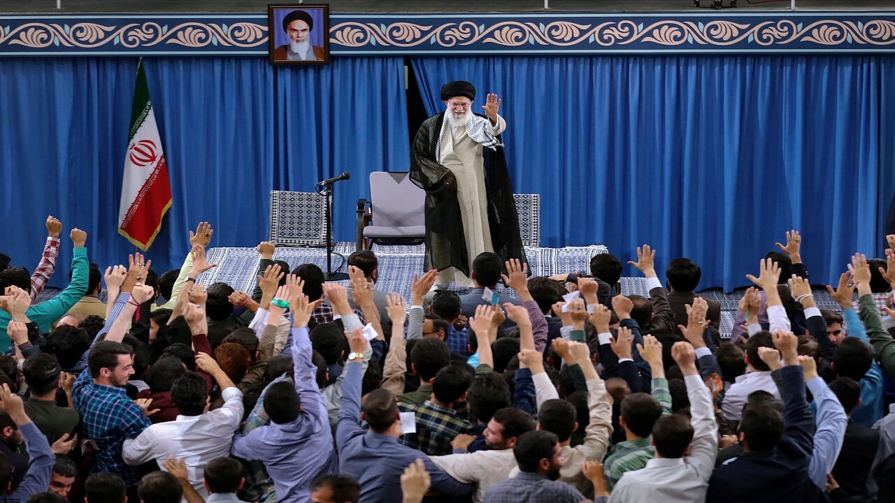 جمعی از دانشجویان سه‌شنبه با رهبر انقلاب دیدار می‌کنند