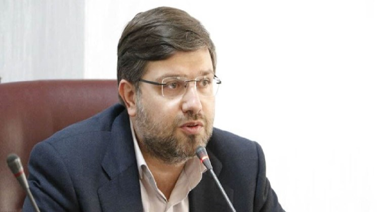 شهرداری تهران چهار اتوبوس به شهرداری حسن آباد تحویل داد