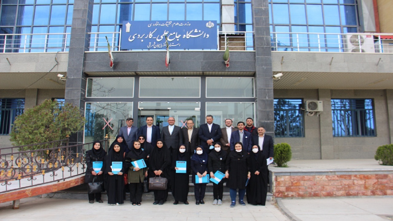 برگزاری فینال مناظرات دانشجویی دانشگاه جامع علمی کاربردی استان آذربایجان شرقی