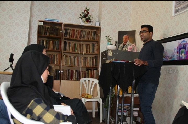 شاعران ایرانی و افغانستانی در سوگ شهدای اخیر افغانستان گرد هم آمدند + تصاویر