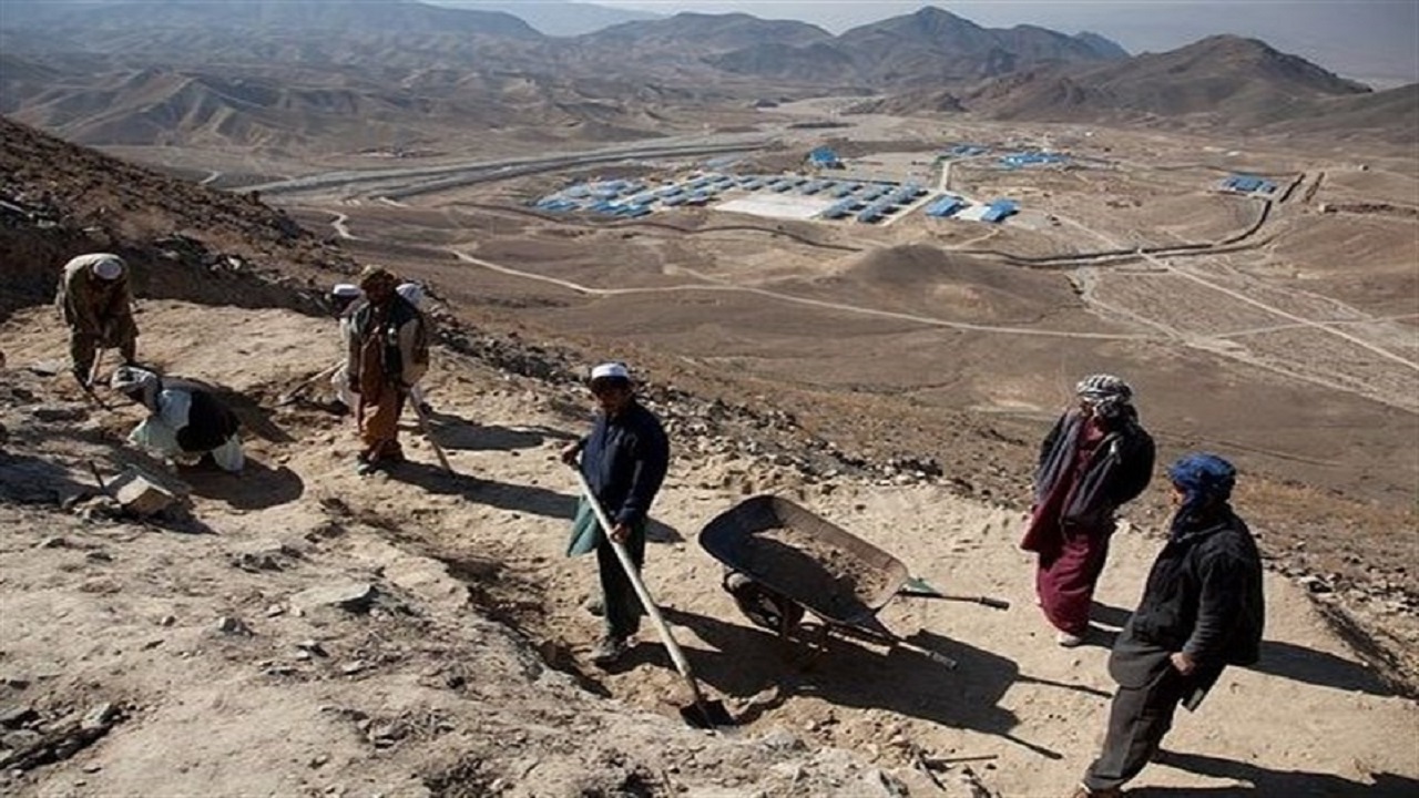 طالبان: موانع استخراج معدن مس عینک لوگر بررسی می شود