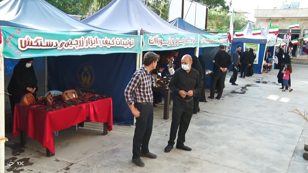 نمایش توانمندی‌های بانوان کارآفرین در بازارچه رمضان ساوه
