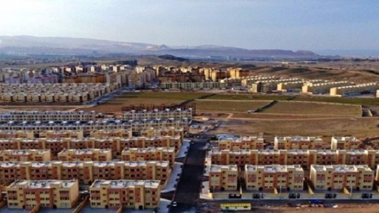 شهرک پردیسان قم کتابخانه عمومی ندارد