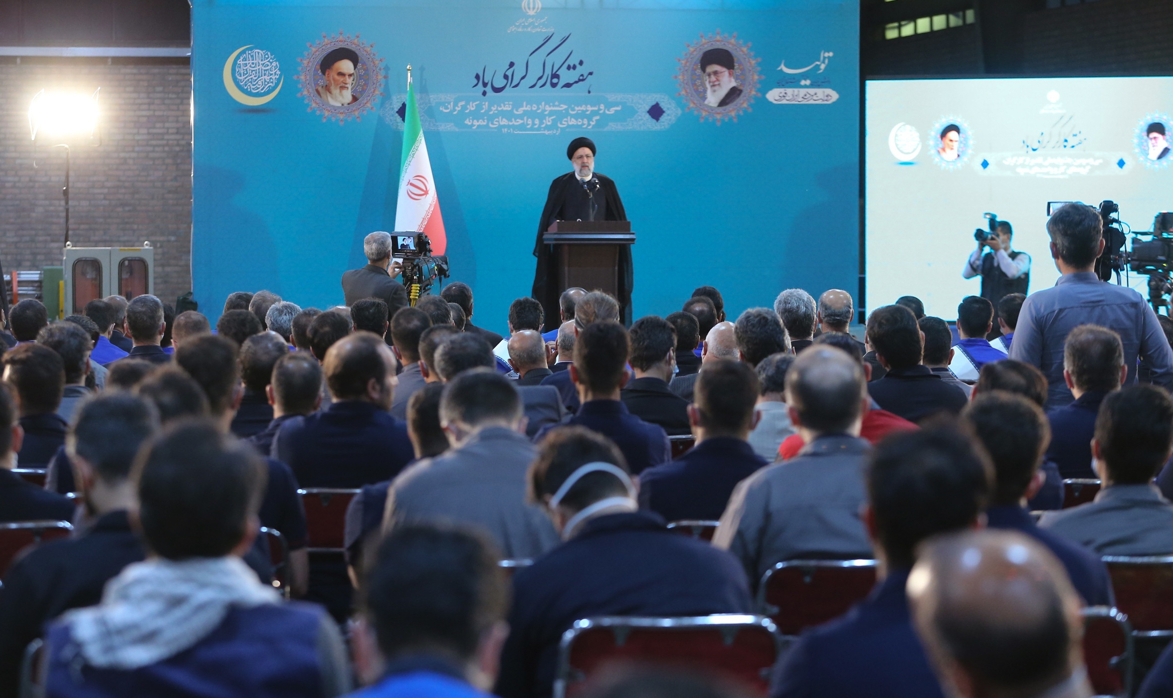 واحدهای تولیدی حق تعلل در پرداخت حقوق کارگران را ندارند
