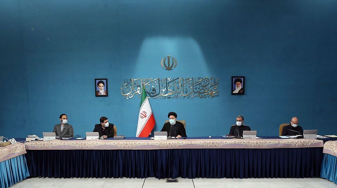 هیات دولت، آئین نامه ساماندهی ورود کالا‌های «ته لنجی» را تصویب کرد