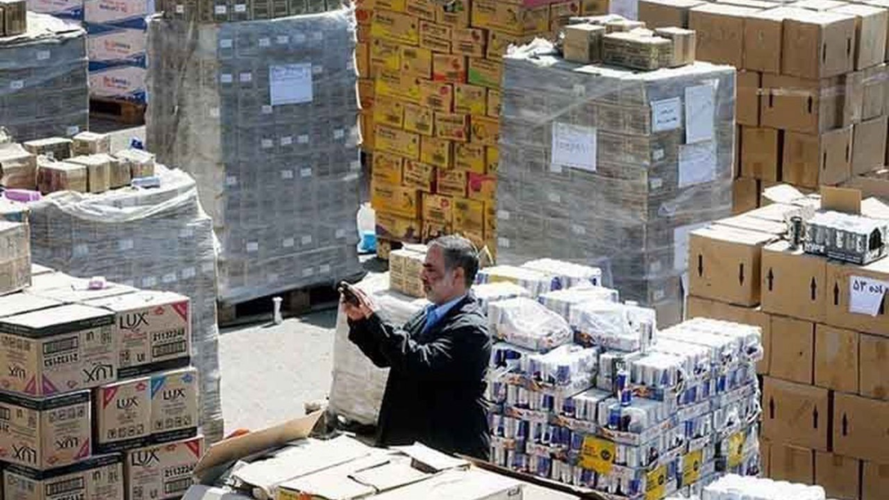 ۴ هزار تن گچ و ۱۷۹ ردیف کالا در انبارهای اموال تملیکی هرمزگان