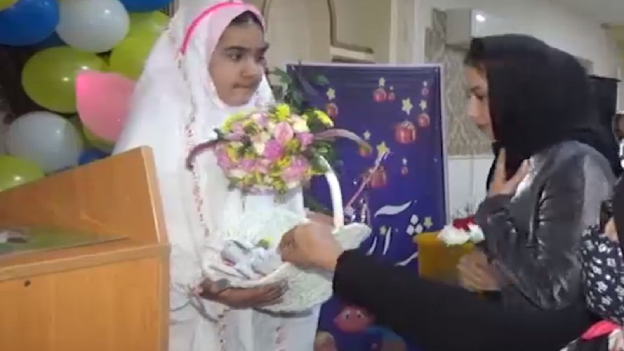 جشن آرزو‌های ایتام در گرمسار