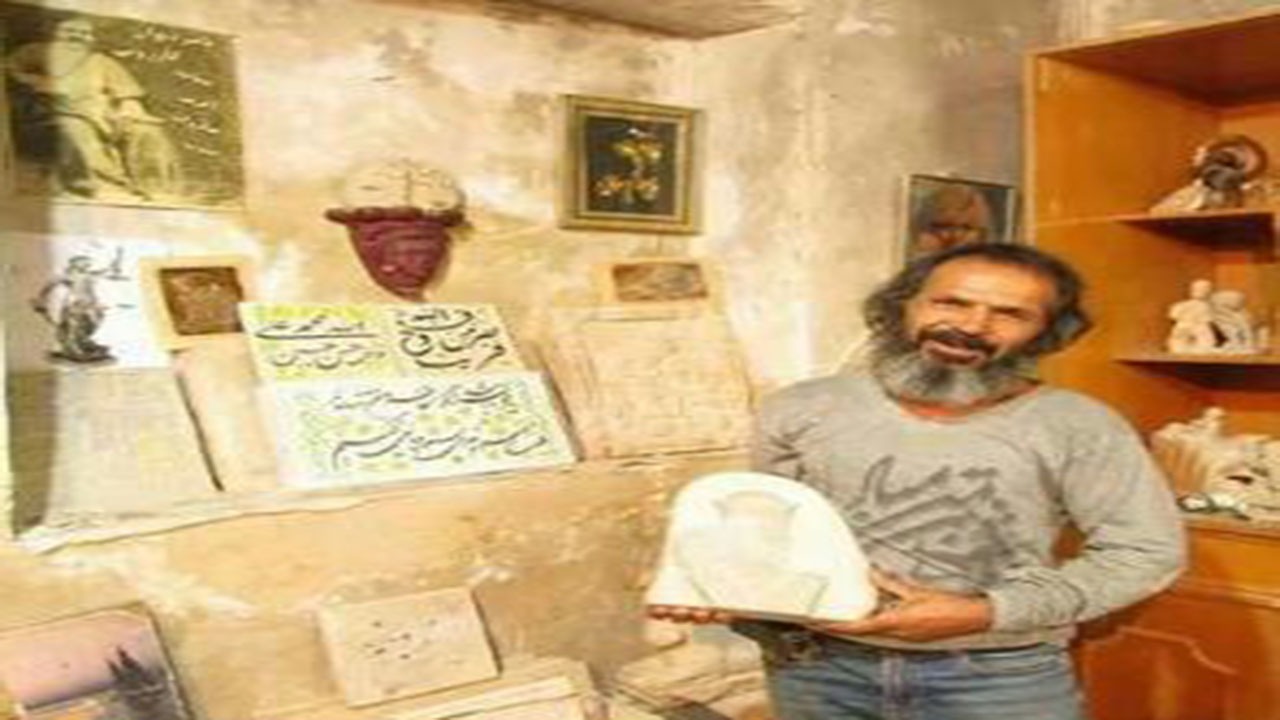پیکرتراش کازرونی درگذشت