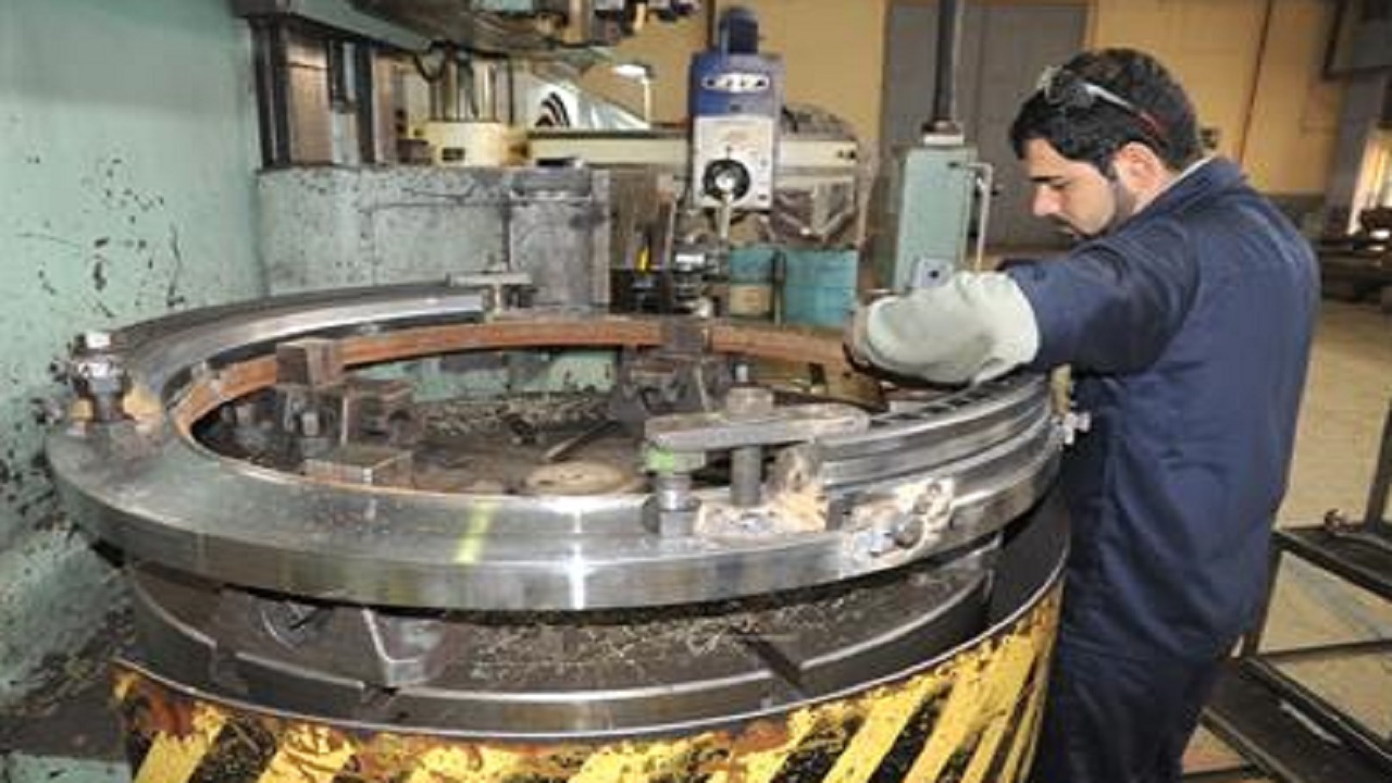 ساخت و بازسازی بیش از یک هزار  قطعه صنعتی در نیروگاه رامین اهواز