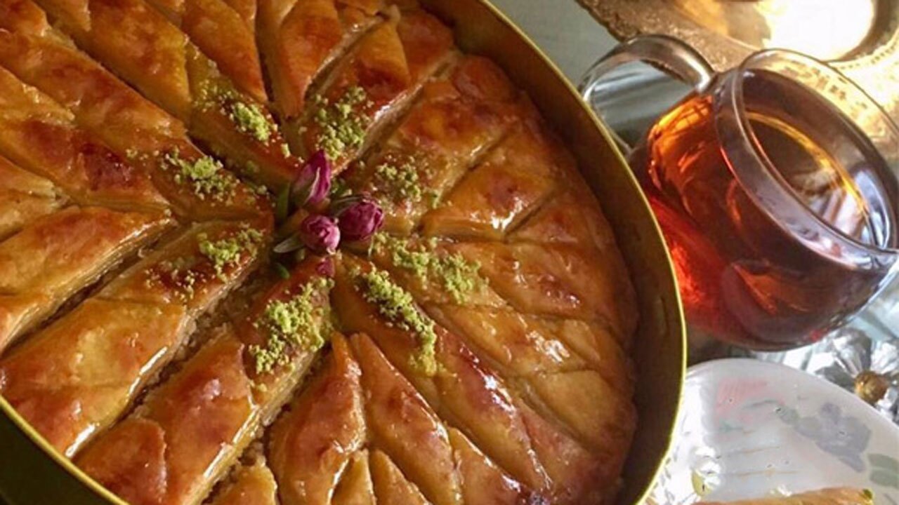 طرز تهیه باقلوا شامی یزد + فیلم