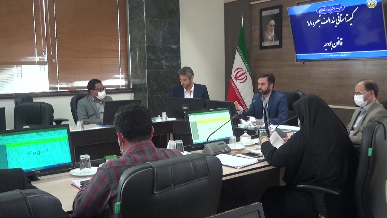 چرخاندن چرخ صنعت از عهده بانک‌ها بر می‌آید