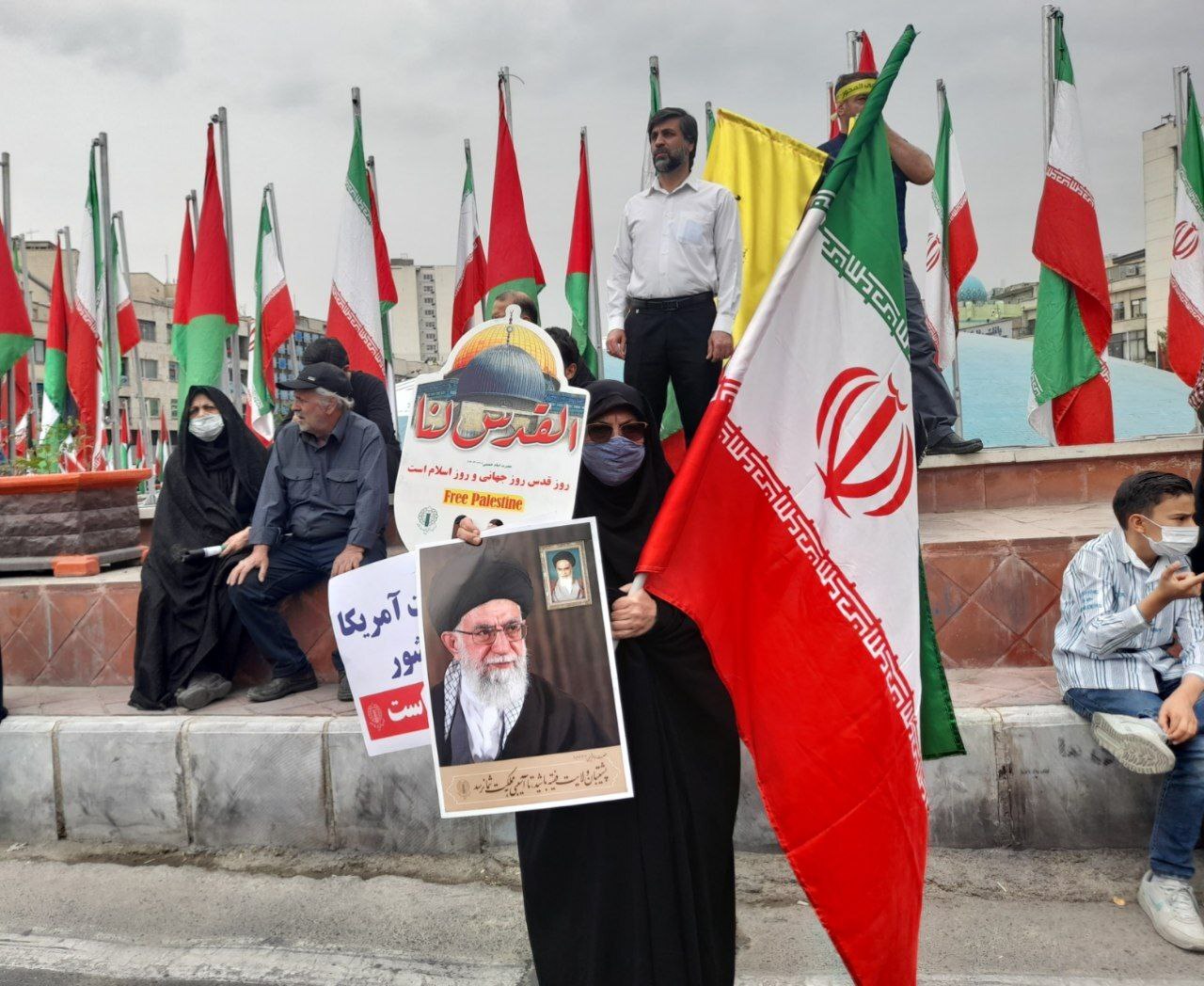 راهپیمایی روز قدس در تهران آغاز شد/ نمایش موشکهای بالستیک ایرانی راهپیمایی روز قدس در تهران آغاز شد/ نمایش موشکهای بالستیک ایرانی