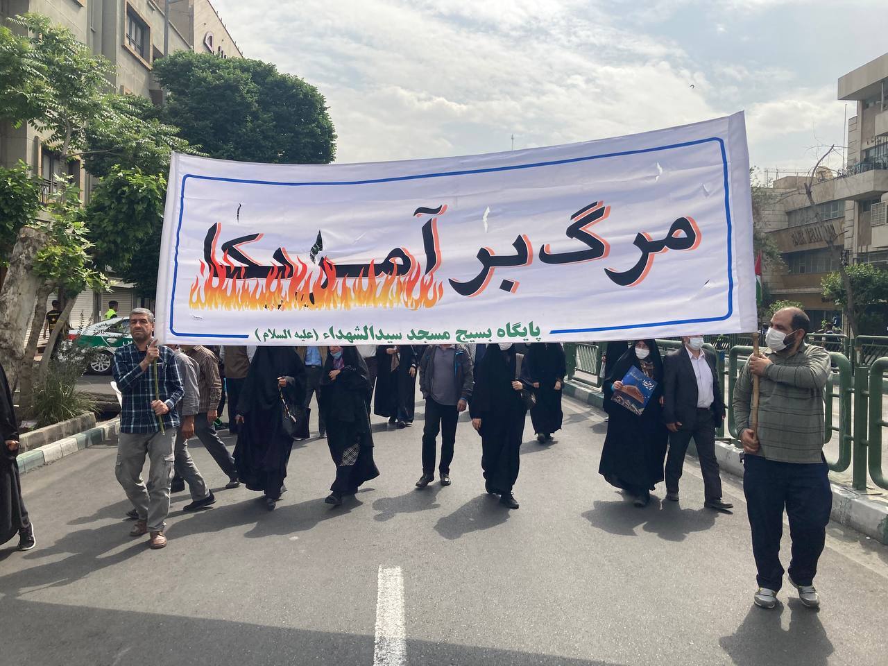 راهپیمایی روز قدس در تهران آغاز شد/ نمایش موشکهای بالستیک ایرانی راهپیمایی روز قدس در تهران آغاز شد/ نمایش موشکهای بالستیک ایرانی