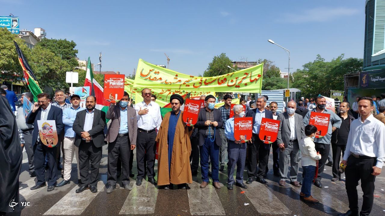 حضور مهاجرین افغانستانی مقیم مشهد در راهپیمایی روز جهانی قدس + ویدئو حضور مهاجرین افغانستانی مقیم مشهد در راهپیمایی روز جهانی قدس + ویدئو