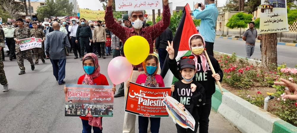 طنین فریاد حمایت قدس در راهپیمایی مردم استان سمنان