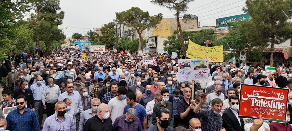 طنین فریاد حمایت قدس در راهپیمایی مردم استان سمنان
