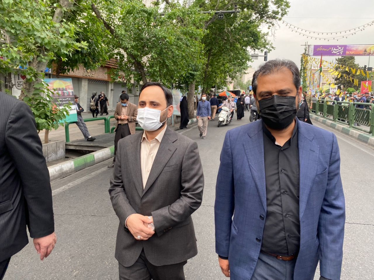 راهپیمایی «روز قدس» در تهران برگزار شد/ از نمایش موشکهای بالستیک ایرانی تا دبههای آمریکایی راهپیمایی «روز قدس» در تهران برگزار شد/ از نمایش موشکهای بالستیک ایرانی تا دبههای آمریکایی