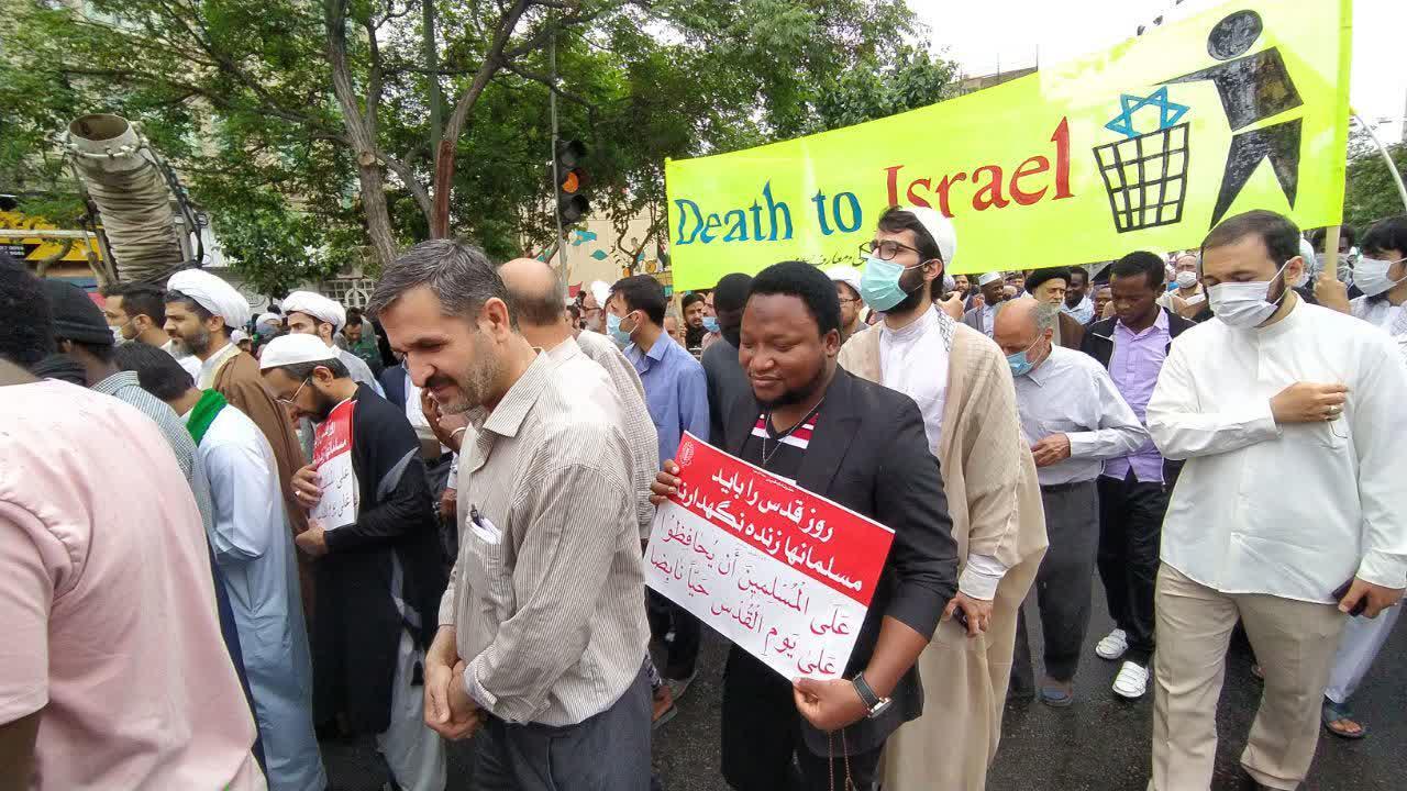 برگزاری راهپیمایی روز قدس ۱۴۰۱ در قم+تصاویر