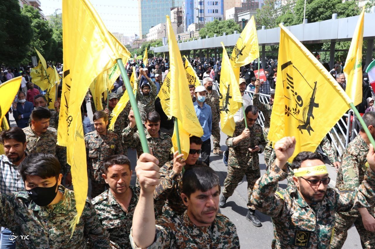حضور رزمندگان فاطمیون در راهپیمایی روز جهانی قدس + تصاویر