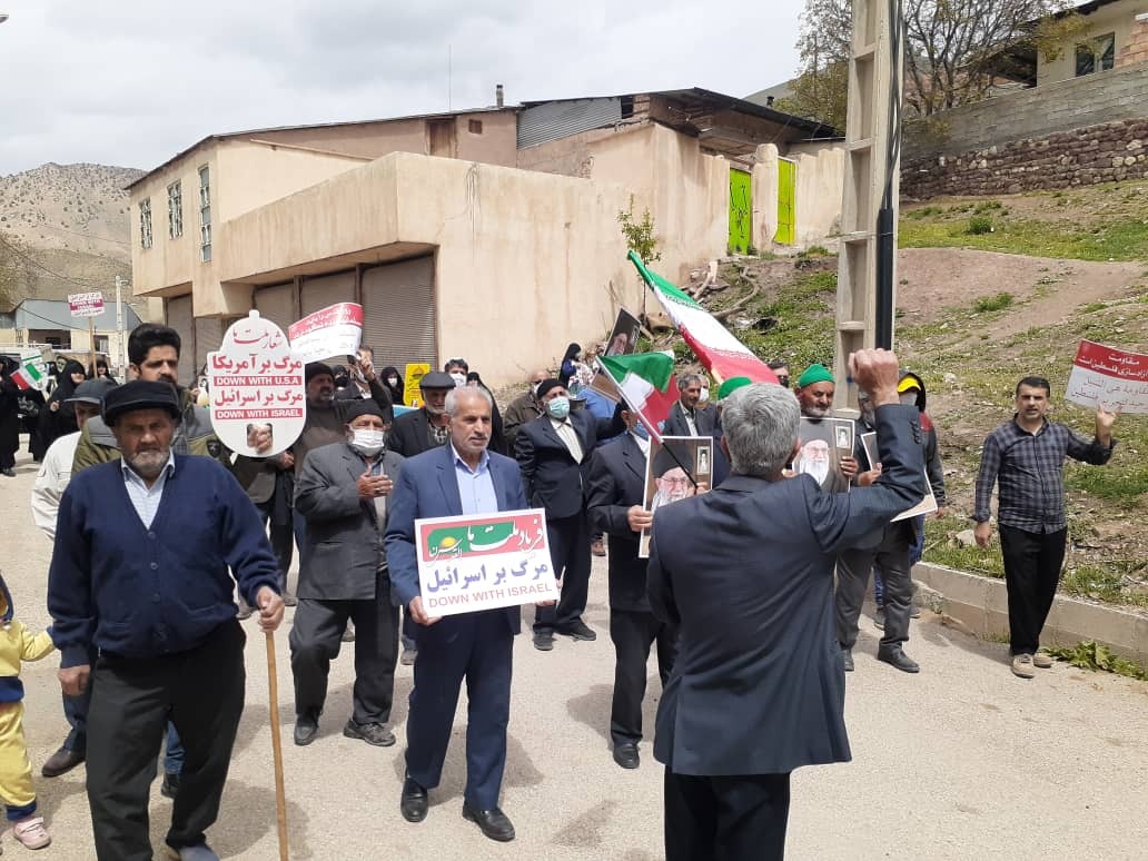 طنین فریاد حمایت قدس در راهپیمایی مردم استان سمنان