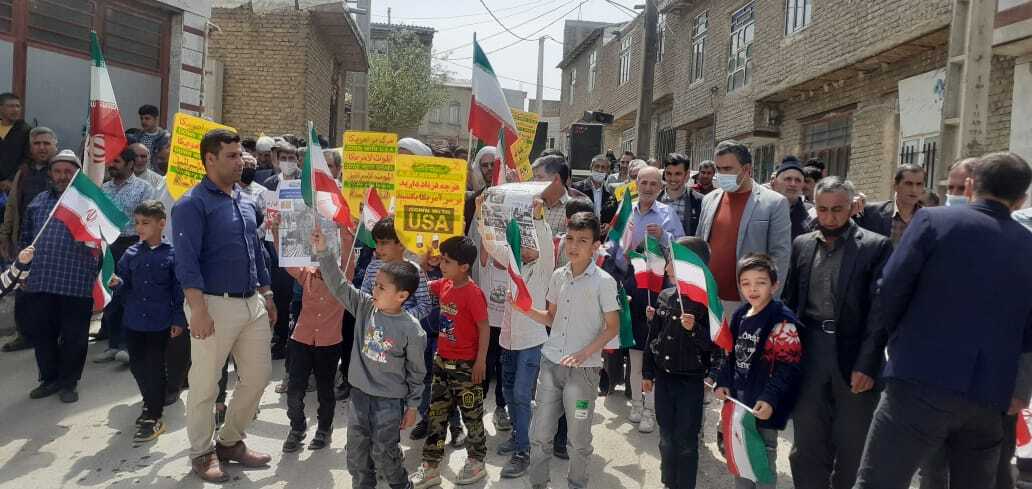 طنین فریاد حمایت قدس در راهپیمایی مردم استان سمنان