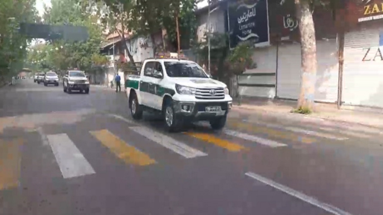 از