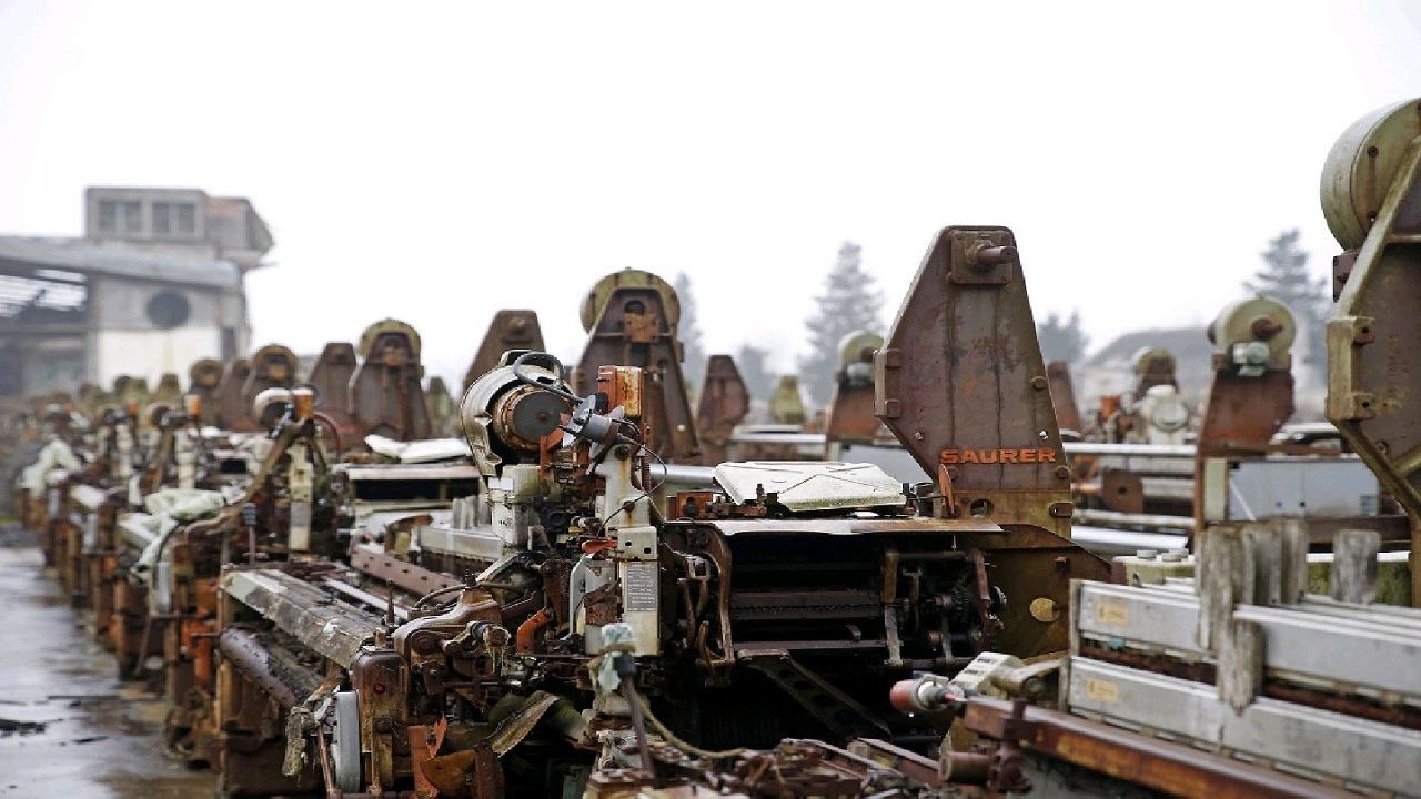 راه اندازی بخشی از خطوط شرکت صنایع پوشش رشت