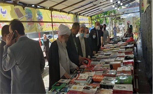 برپایی نمایشگاه بزرگ کتاب در فومن برپایی نمایشگاه بزرگ کتاب در فومن