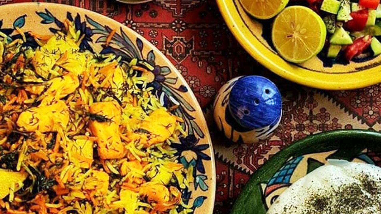 دستور پخت سیب پلو کرمانشاهی + فیلم