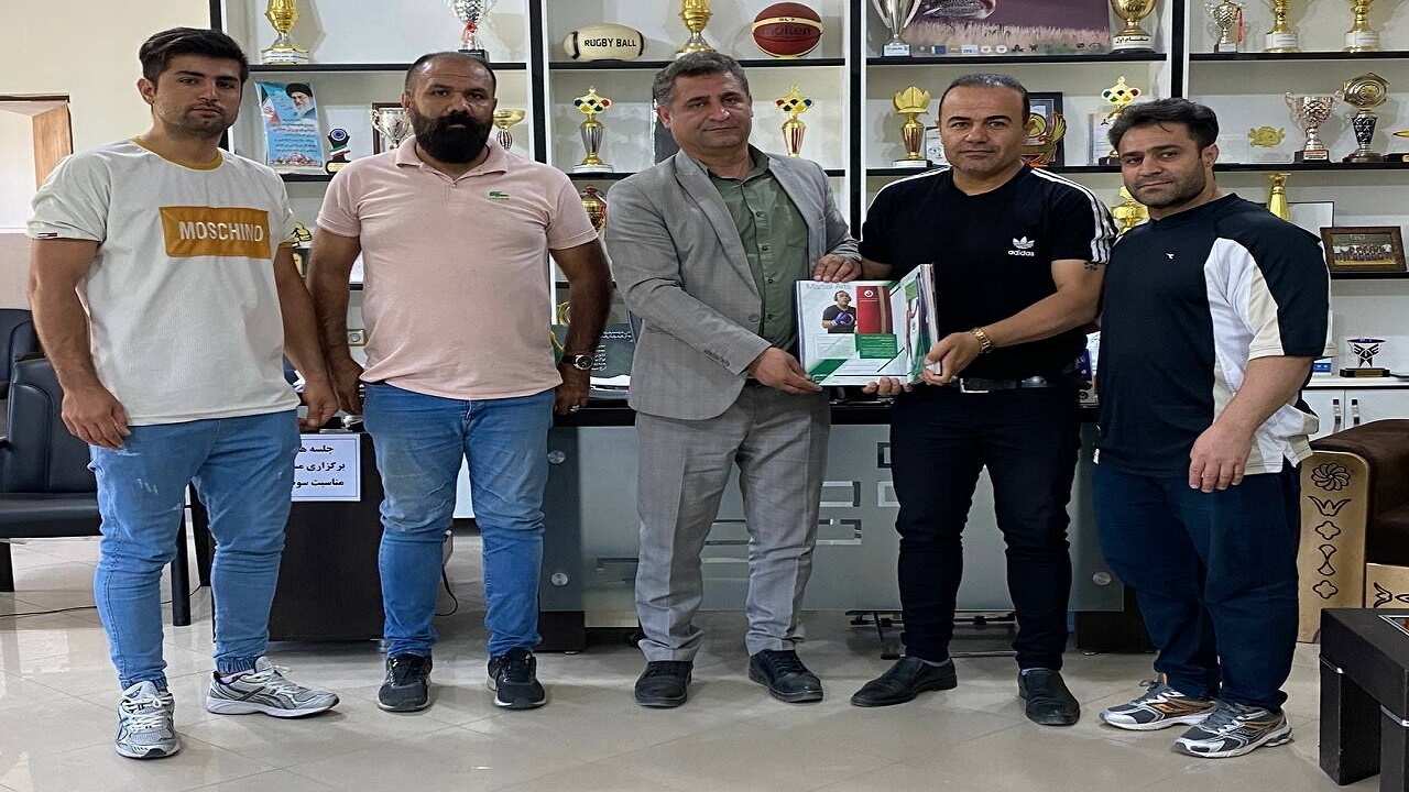 ثبت نام ۲ ورزشکار بوکانی در کتاب رکوردهای ملی ایران