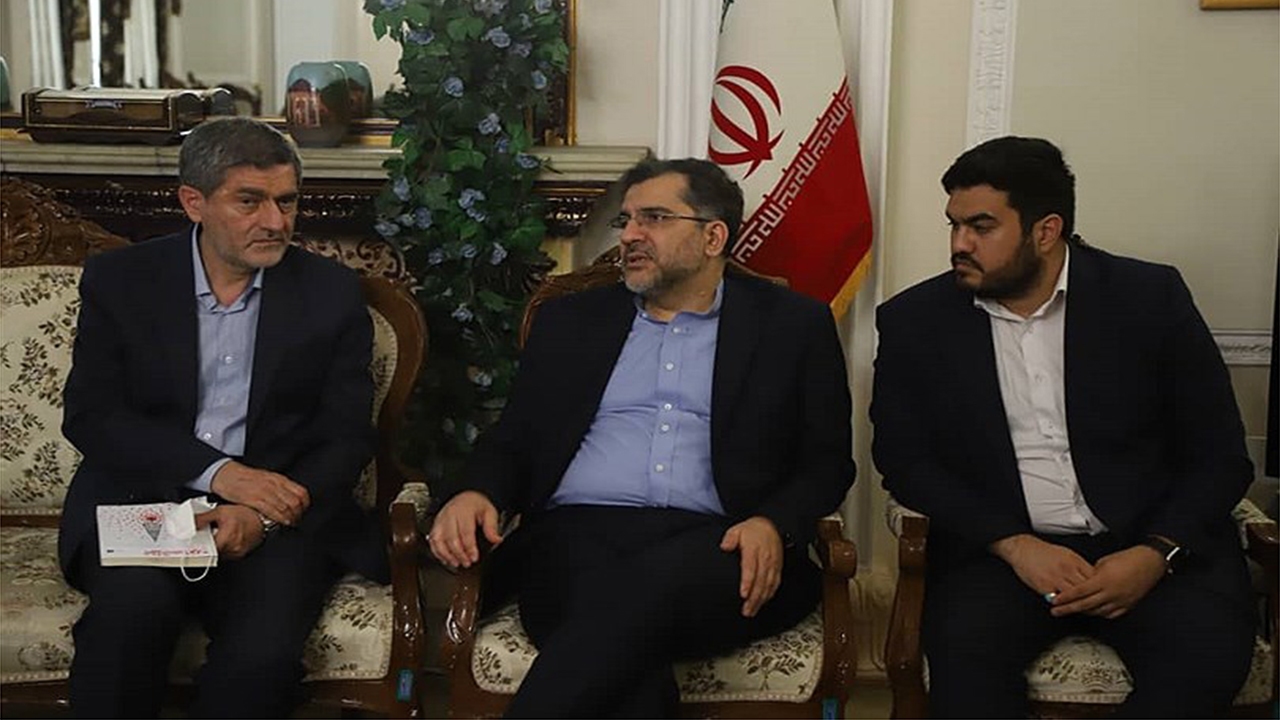 ارتباط مدیریت در کشور و دانشگاه‌ها باید قوی‌تر شود