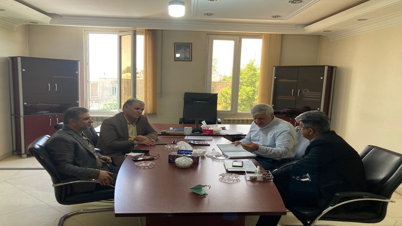 تخم مرغ مازاد تولیدی مرغداران استان قزوین خریداری می‌شود