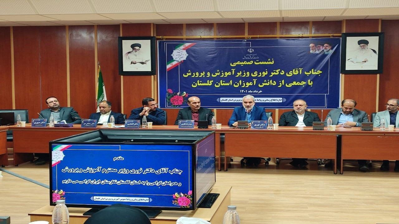 مخالف برگزاری کنکور به شیوه رایج هستم/ ۵۰۰ هزار صندلی در دانشگاه‌ها خالی است