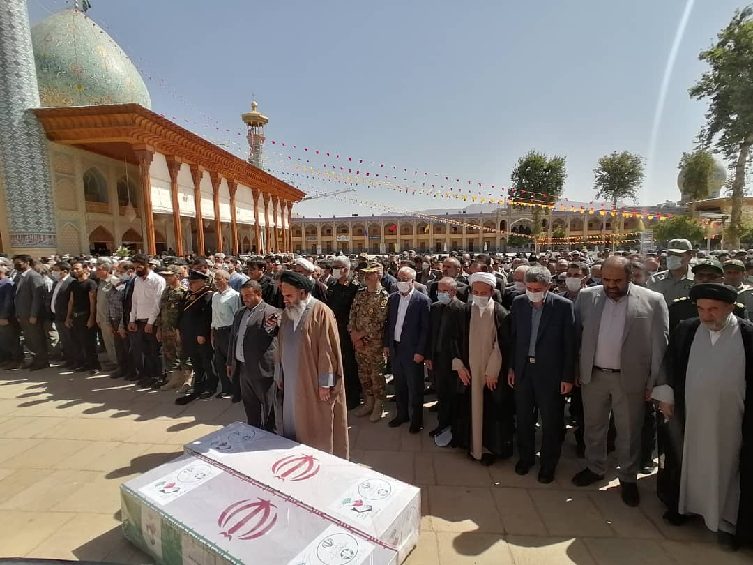 تشییع پیکر شهیدان محیط زیست فارس در شیراز