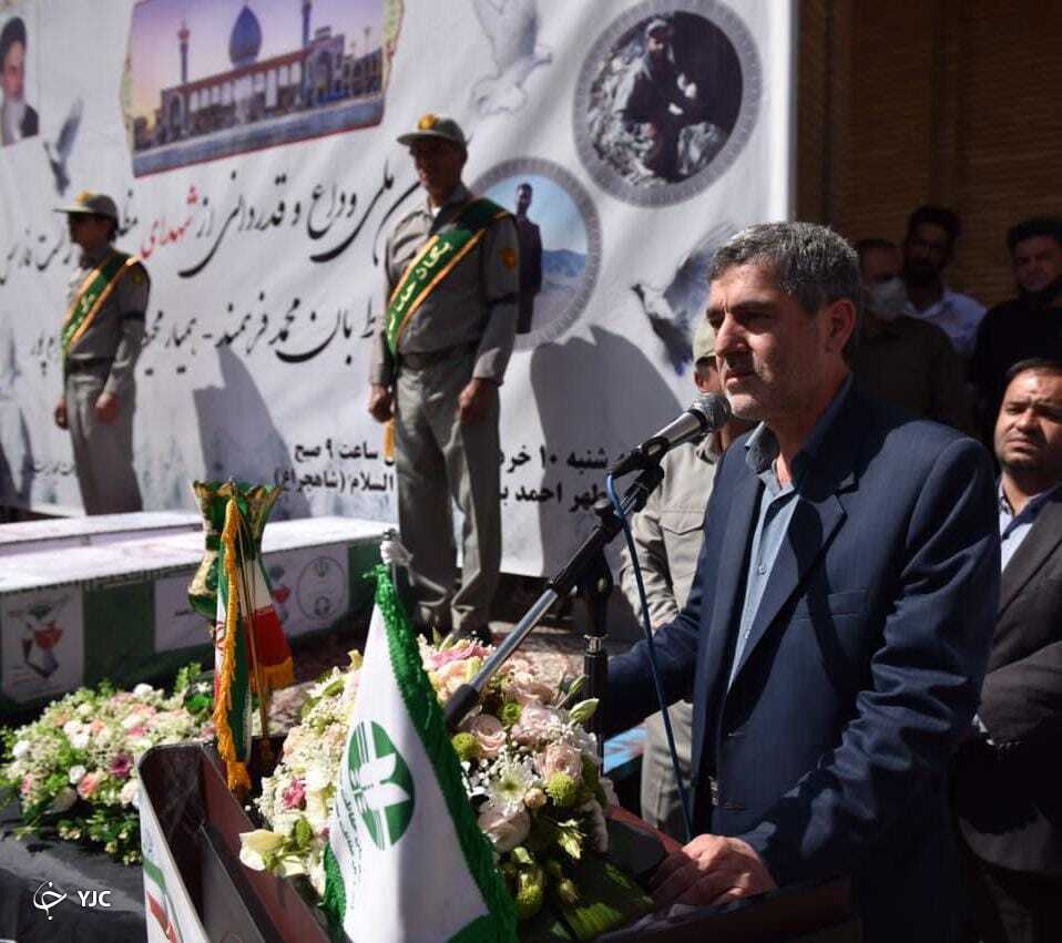 در مقابل کسانیکه بخواهند محیط زیست استان را مختل کنند خواهیم ایستاد