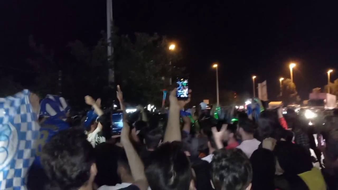جشن هواداران استقلال در قزوین + فیلم
