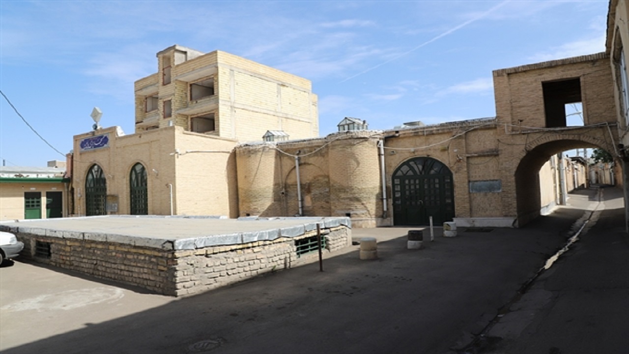 آغاز مرمت مسجد یری پائین زنجان
