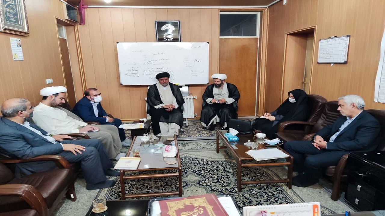 برگزاری دوره آموزشی کارکنان دولت با عطر و بوی مهدویت