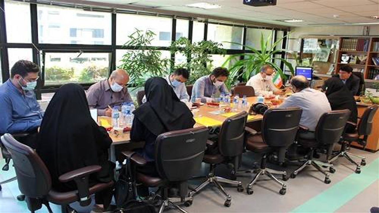 اعزام  ١١٠ پزشک متخصص به شهرستان‌ های فارس