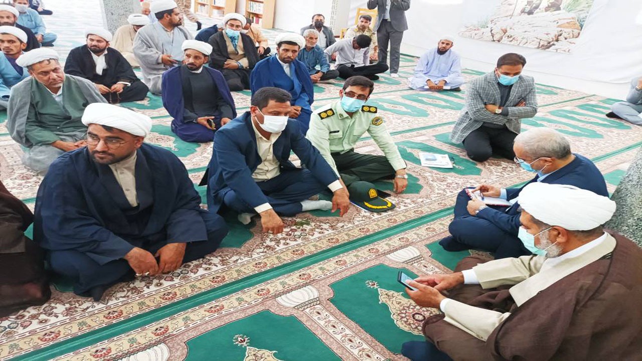 ارتباط عمیق علمای شیعه وسنی موجب پیشرفت می شود