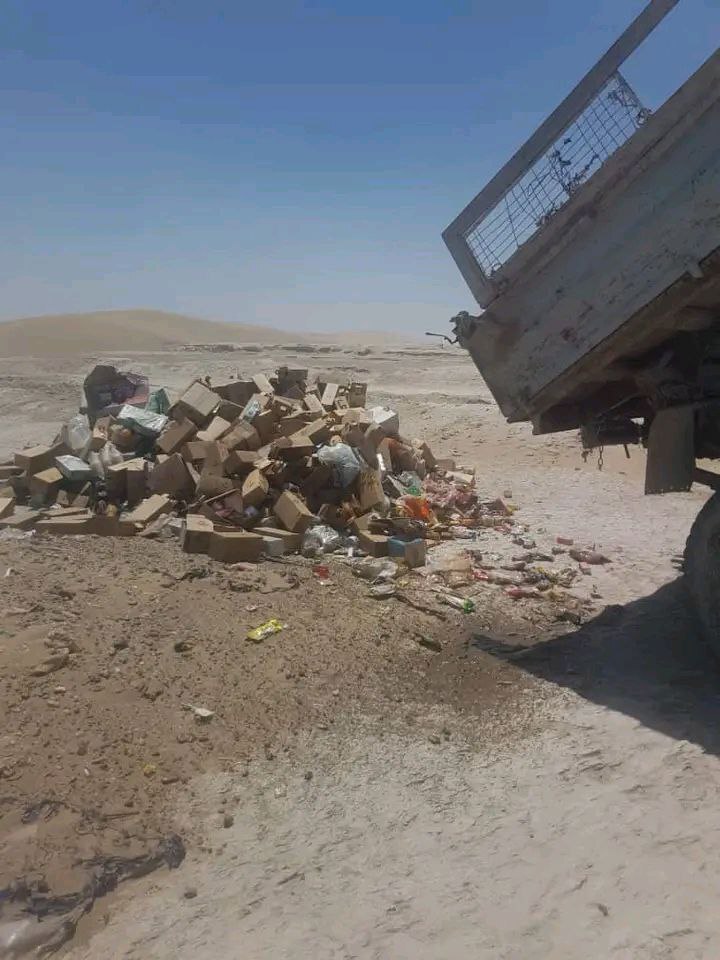 ضبط و حریق بیش از ۶ تن مواد تاریخ&zwnj; گذشته و بی کیفیت در ۵ ولایت + تصاویر