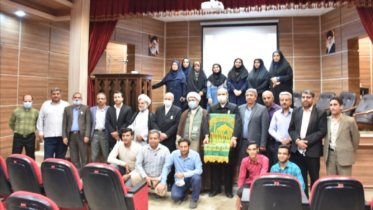 حضور خادمین امام رضا (ع) در دانشگاه فنی و حرفه‌ای استان یزد