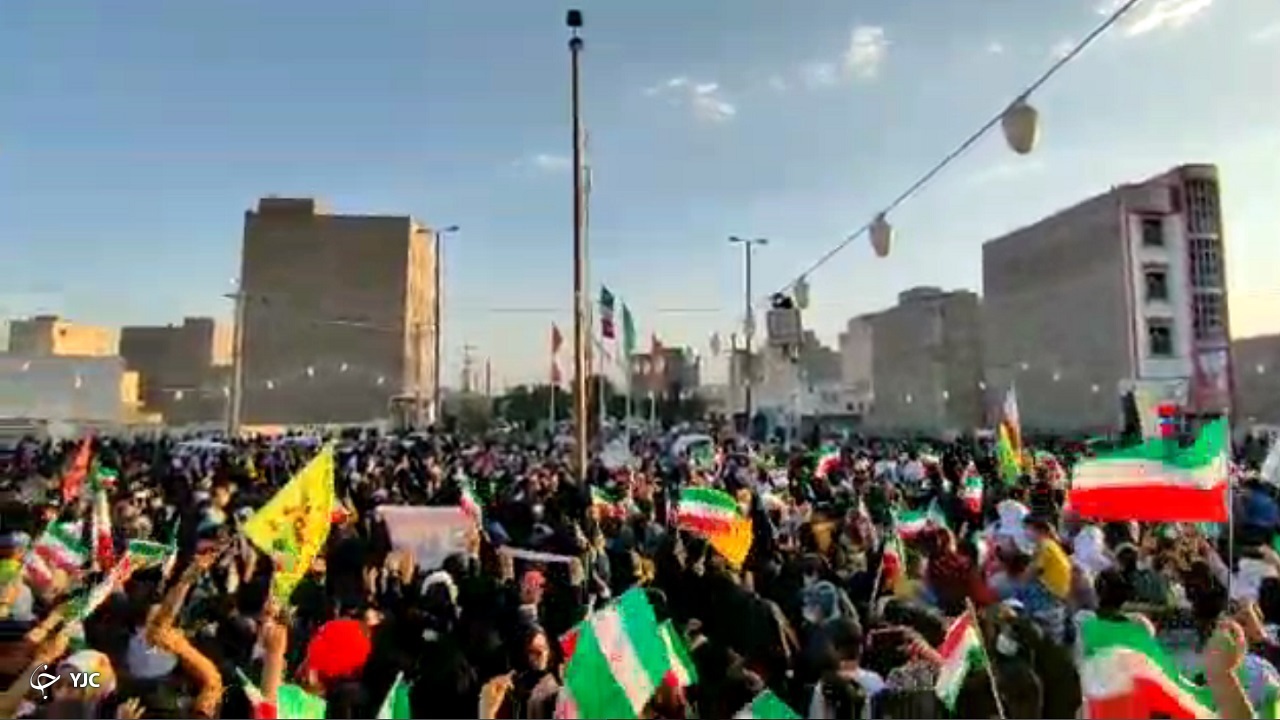 اجتماع بزرگ سرود سلام فرمانده در دلیجان و زرندیه