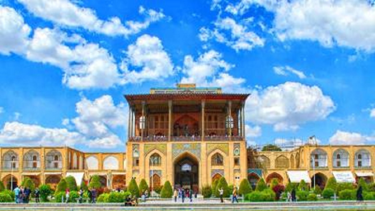 تعطیلی آثار تاریخی و جاذبه‌های گردشگری استان اصفهان در روز ۱۴ خرداد