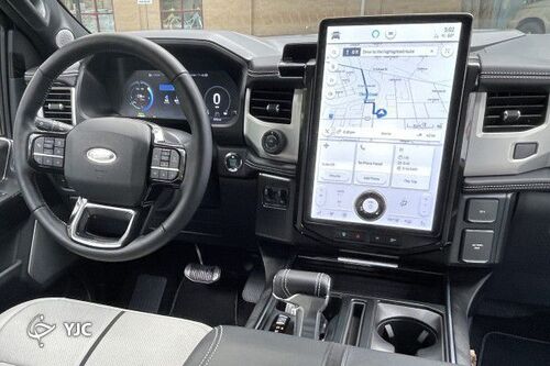 فورد F-150 2023در مقابل GMC هامر EV مدل 2022