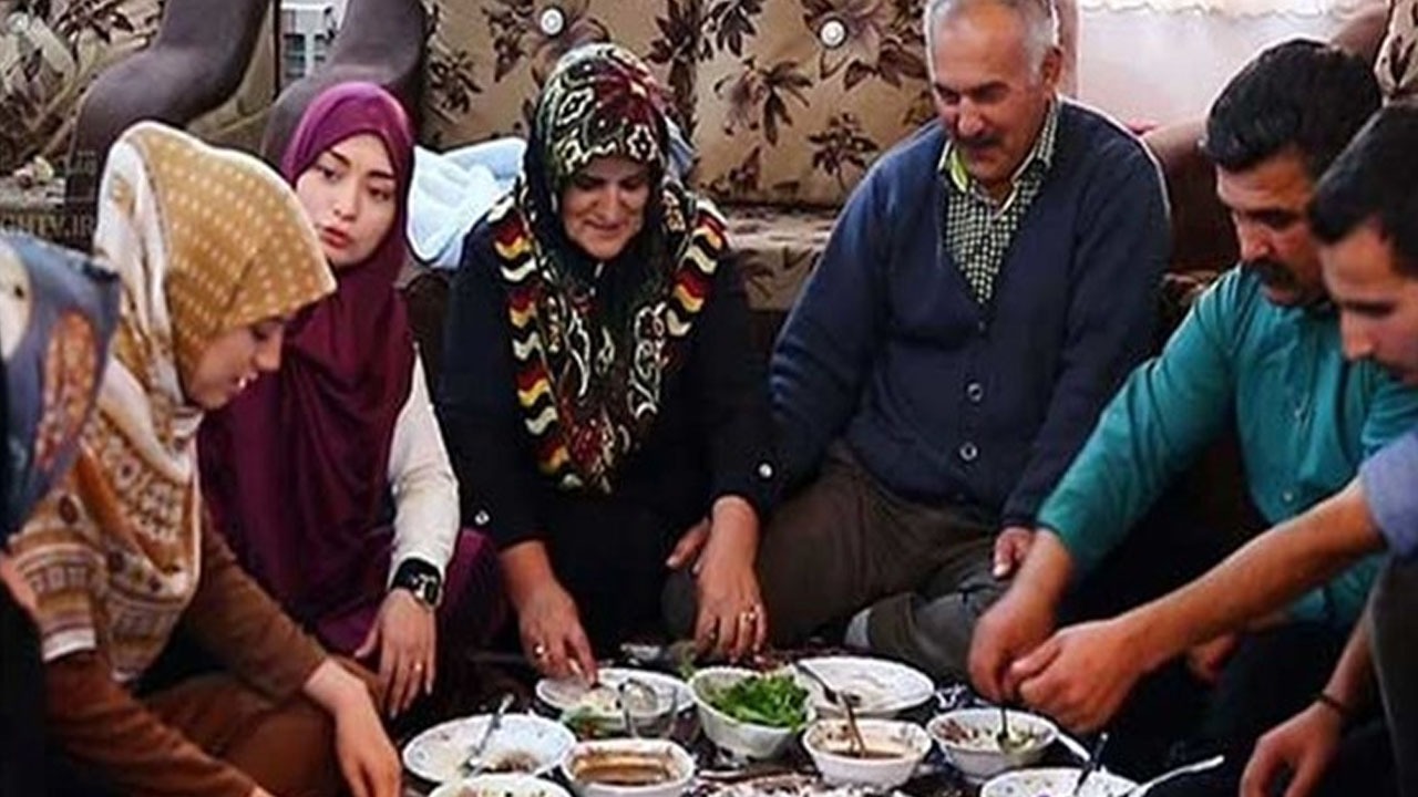 اگر با خانواده همسر زندگی می‌کنید این نکات را جدی بگیرید