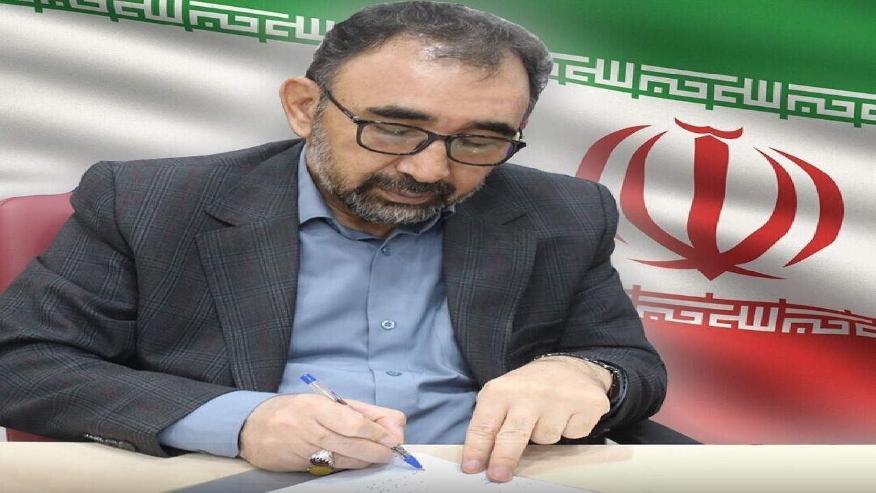 یاد و نام امام خمینی(ره) در خاطره ایرانیان همیشه جاودان است